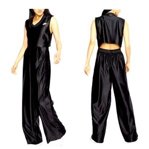 NWT XL NIKE Women’s Icon Clash Jumpsuit